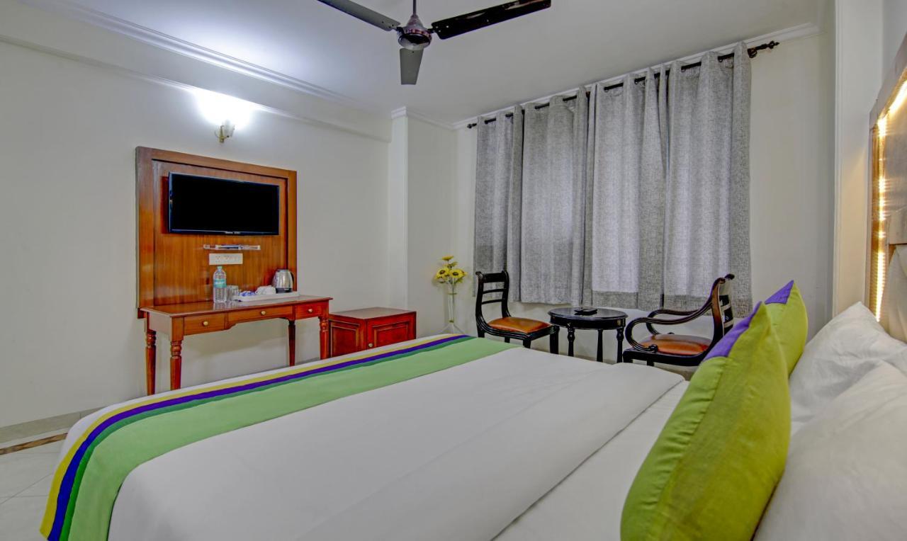 OYO 3865 Hotel Corporate Park Neu-Delhi Exterior foto