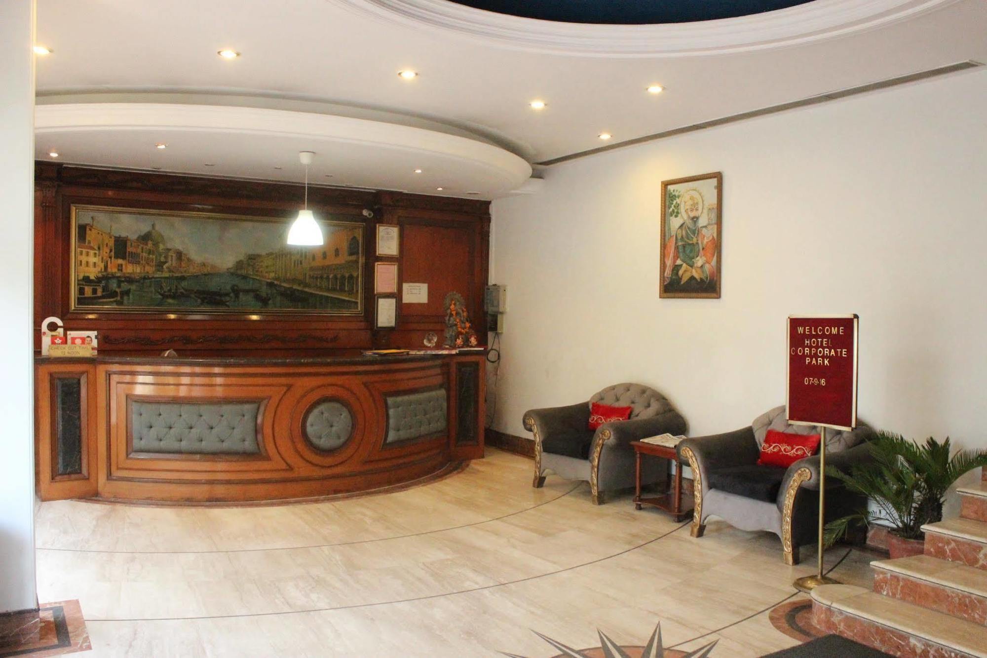 OYO 3865 Hotel Corporate Park Neu-Delhi Exterior foto